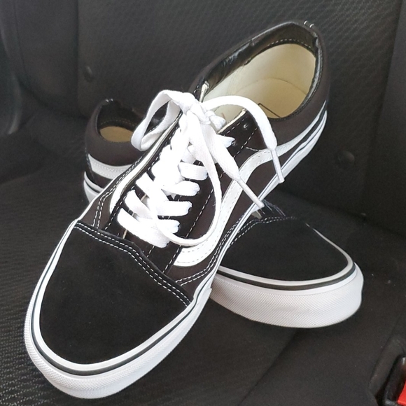 Old Skool Vans - Picture 3 of 4